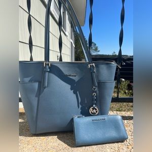 Michael Kors Medium Tote